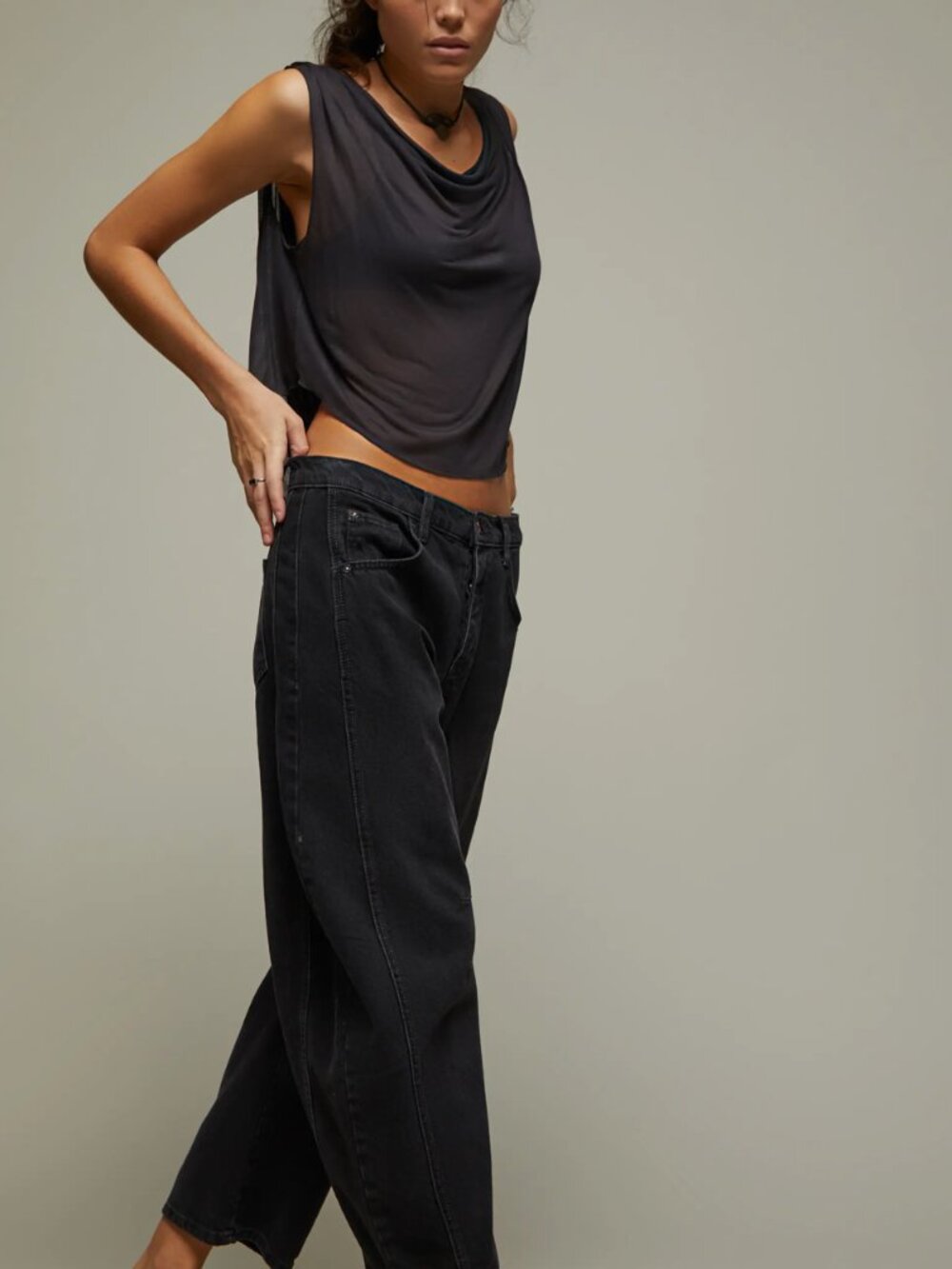Free People Good Luck Mid Rise Barrel Leg Jeans Black Size 26 - Picture 3 of 10